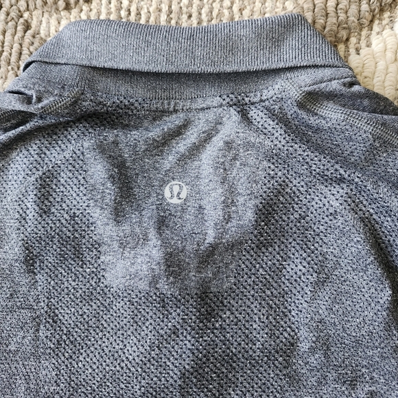 Lululemon Men's Metal Vent Tech Polo Shirt Seamless Grey, Size XL - Picture 3 of 8